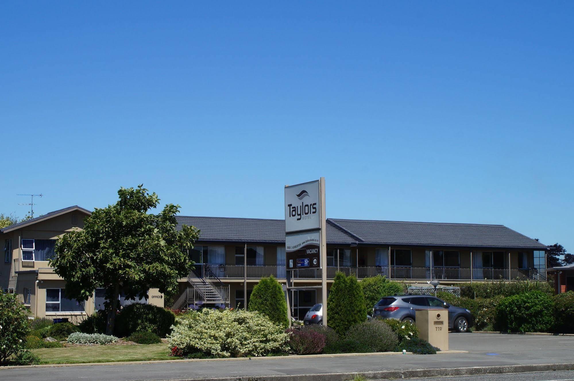 Taylors Motel Ashburton Exterior photo